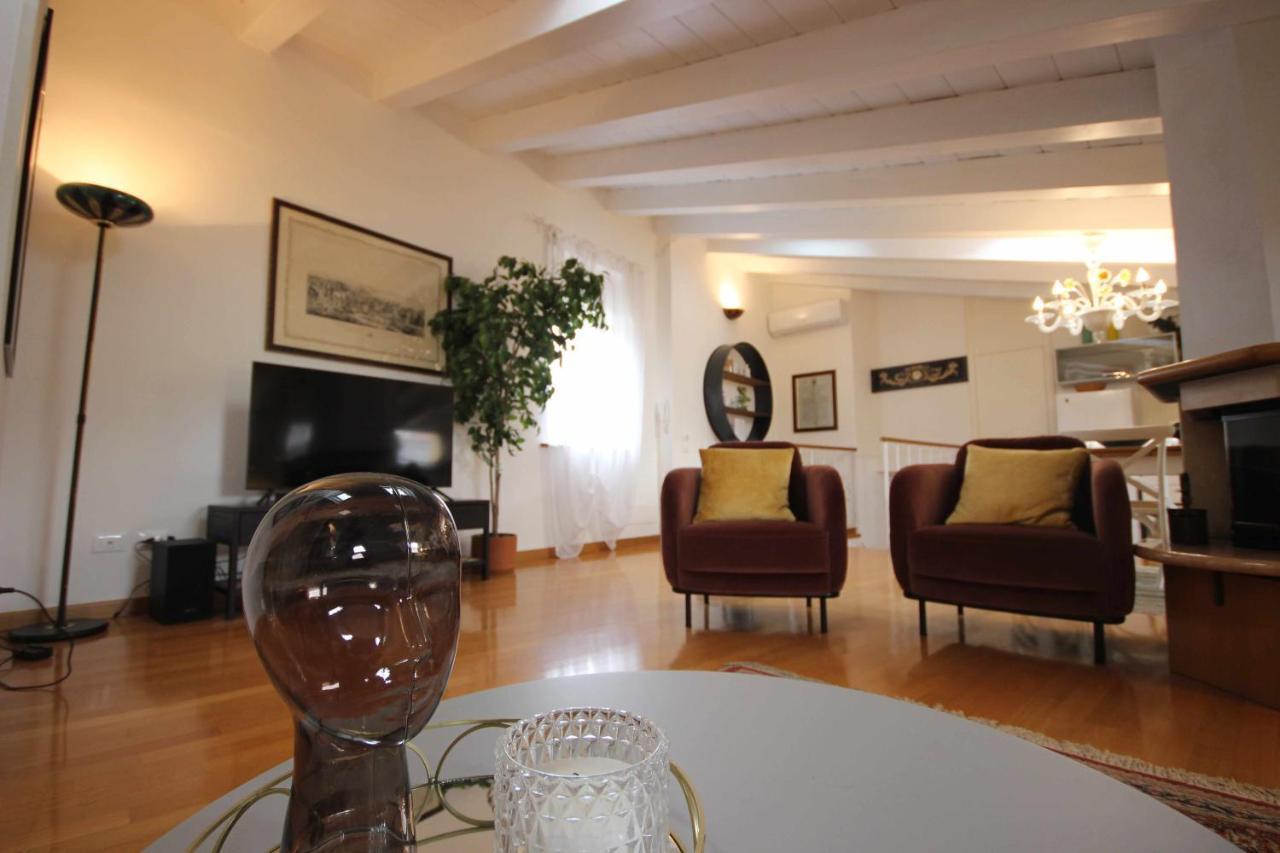 Case Vr Holiday Attico San Domenico Verona Eksteriør billede